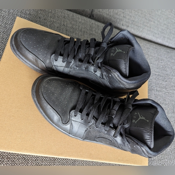 Air Jordan 1 Mid ‘Triple Black' Suede & Leather - Picture 2 of 4